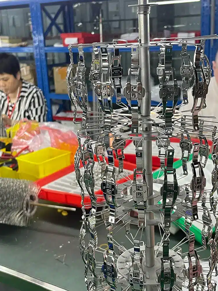 Custom Jewelry Manufacturers Jewelry manufacturing equipment and supplies storage