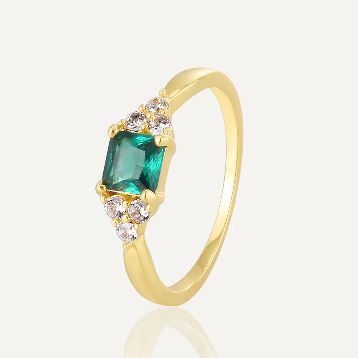 Emerald green gemstone gold ring