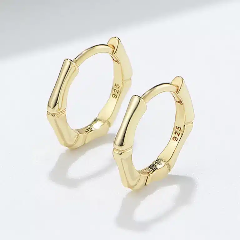Gold twisted rope design hoop earrings