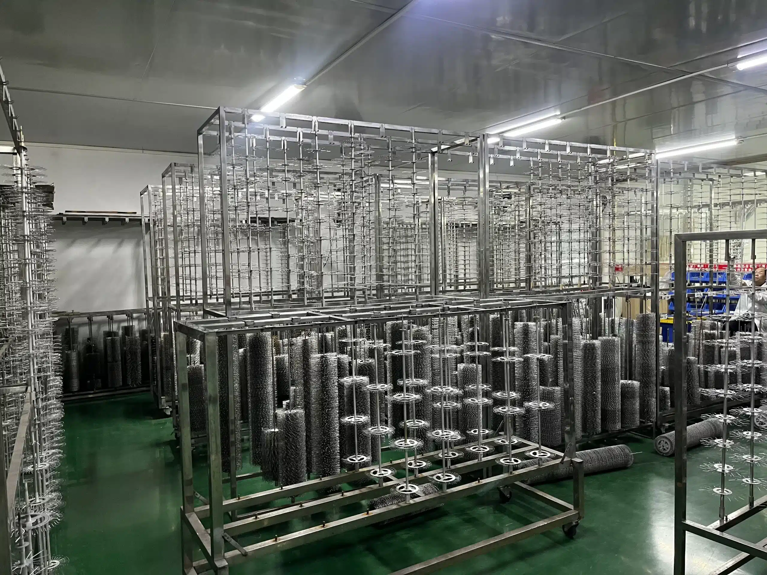 HonHo factory direct jewelry manufacturing facility in Dongguan after jewelry plating