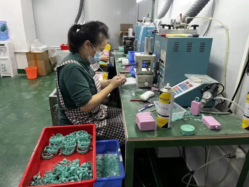 Component assembly workstation