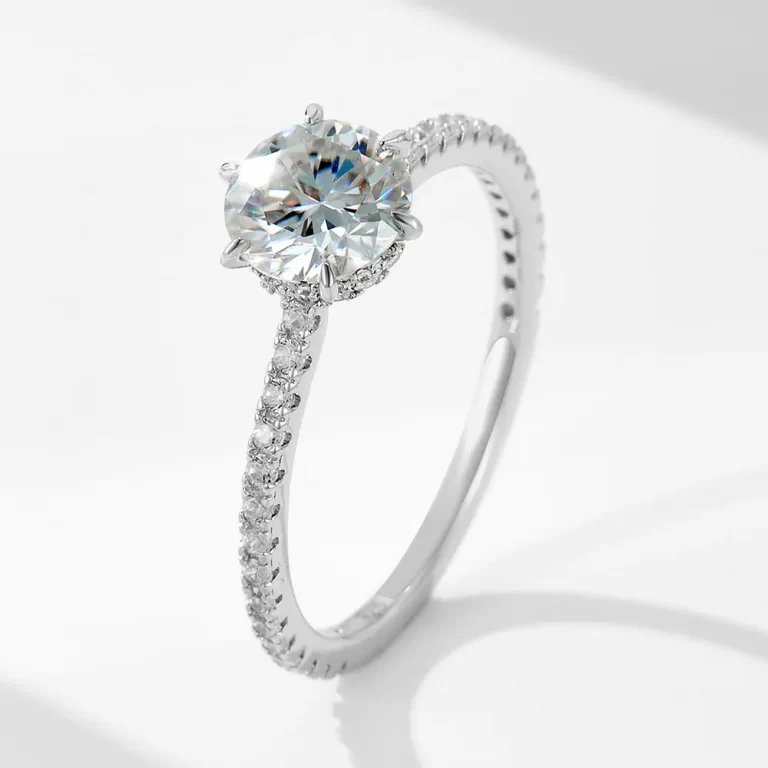 925 Sterling Silver Round Halo Engagement Ring with Cubic Zirconia