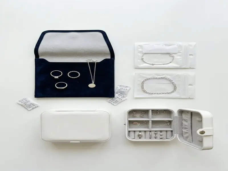 Does Silver Tarnish? The Complete Truth & Fix Guide (2026) 4 best way to store sterling silver prevent tarnish 972566a3f7df4a45978f6c8b0488d1a7